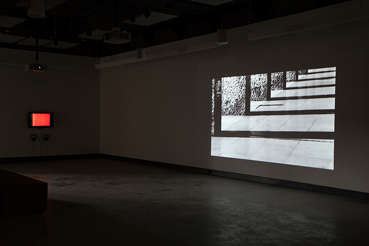 Electronic Sound in a Shifting Landscape (2014). Vue de l'exposition. Photo : Sara A. Tremblay